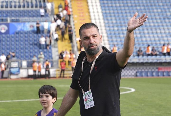 Arda Turan, Eyüpspor'a veda etti