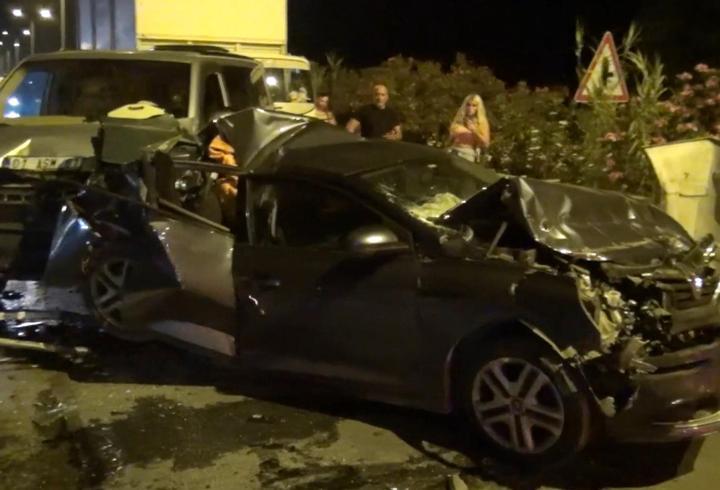 Manavgat'ta Zincirleme Kaza: 3 Yaralı