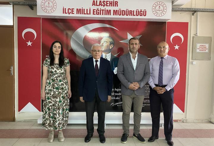 Alaşehirli öğretmenin TÜBİTAK başarısı
