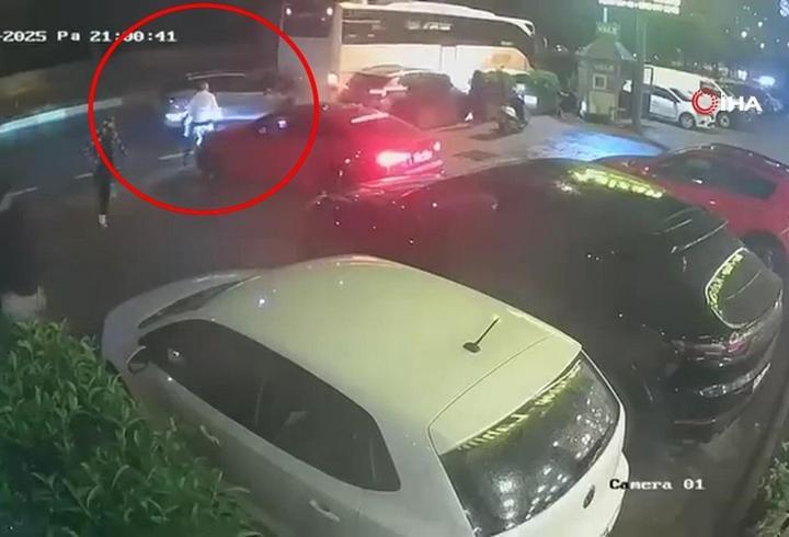 O anlar kamerada... Ölümden saniyelerle kurtuldu, refleksi hayatını kurtardı!
