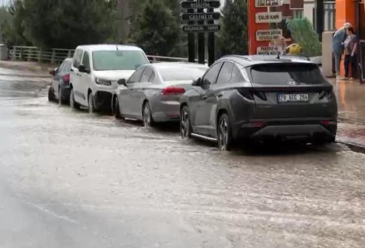Karabük'te sağanak ve şiddetli rüzgar etkili oldu