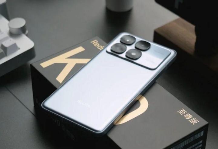 K80 Ultra, 7270 mAh kapasitesinde bir pille gelecek