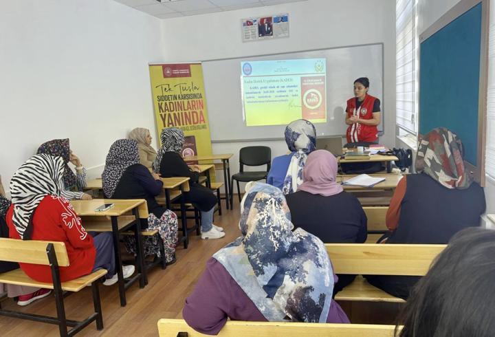 Niğde'de kadınlara KADES anlatıldı