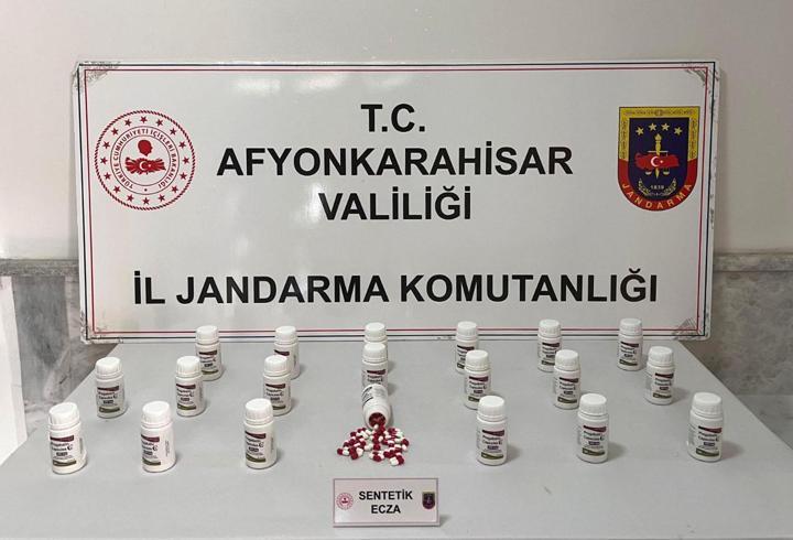 Zeytin kasalarından uyuşturucu çıktı