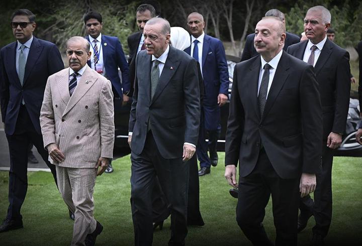 Cumhurbaşkanı Erdoğan'dan Azerbaycan'da temaslar