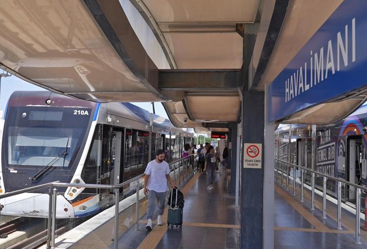 Antray ile havalimanına ulaşım hızlı ve kolay 