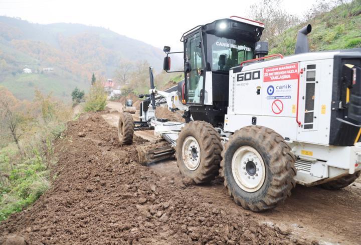 Canik ilçesindeki kırsalda ulaşım atağı