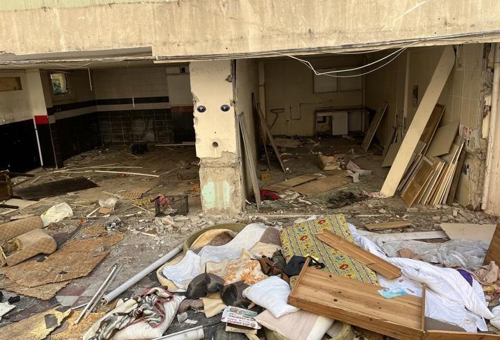 İzmir'de Metruk bir binadan çıkanlar şoke etti, ekipler harekete geçti