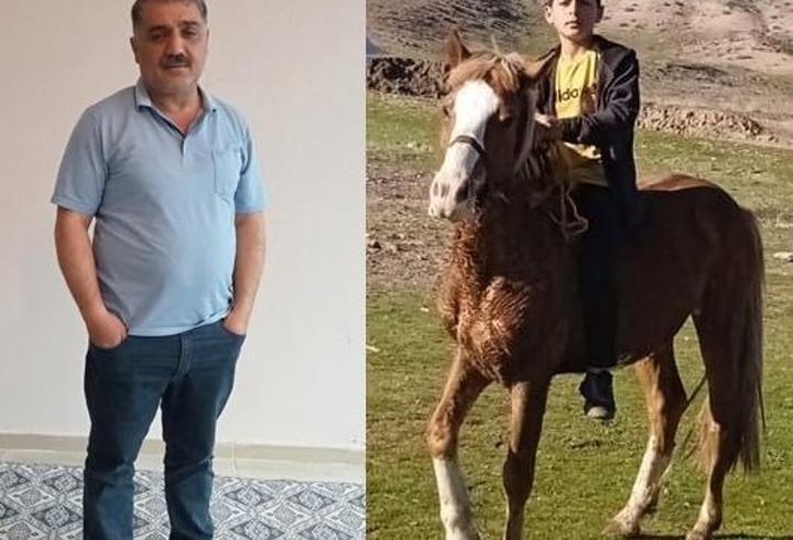 Kamyonette yakılan baba ve oğlunun cenazeleri, yan yana defnedildi