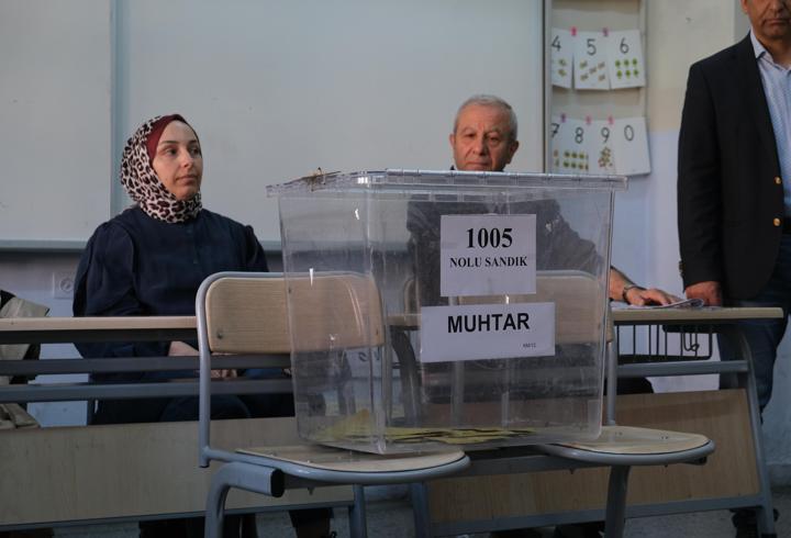 Çankırı'da seçmenler muhtarlık seçimi için sandığa gitti