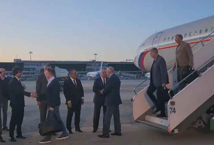 Rus heyeti görüşmeler için İstanbul'a geldi