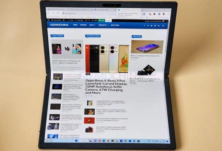 Amazon katlanabilir dizüstü üzerinde çalışıyor