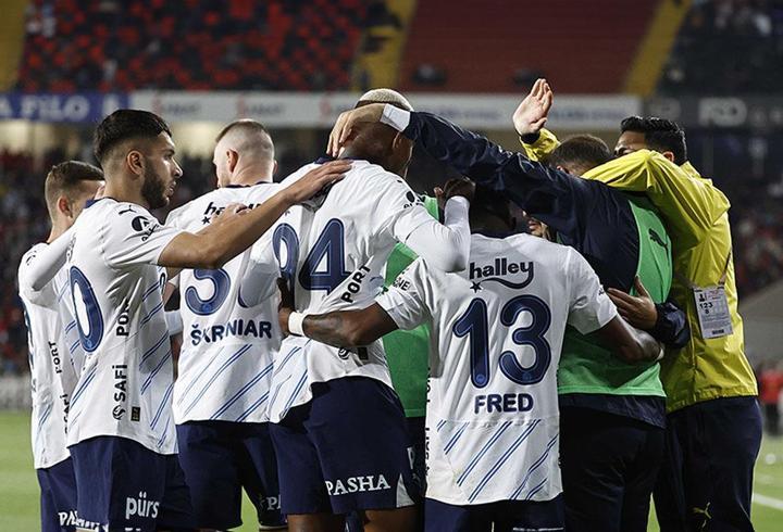 Fenerbahçe'de sezonun en fazla süre alan oyuncusu belli oldu