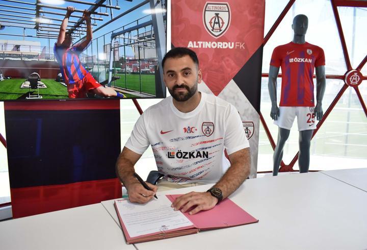 Altınordu'da Tahsin yolcu gibi