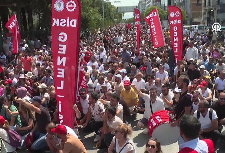 İzmir'de grev 6’ncı gününde