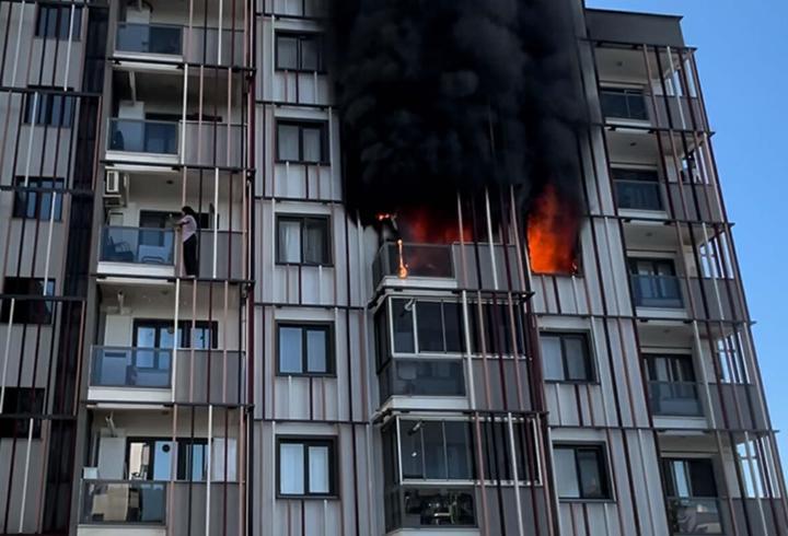 Çanakkale'de yangın; 10 kişi dumandan etkilendi