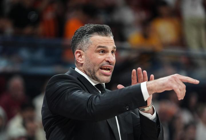 Serdal Adalı resmen açıkladı! Dusan Alimpijevic ile yeni sözleşme imzalandı...