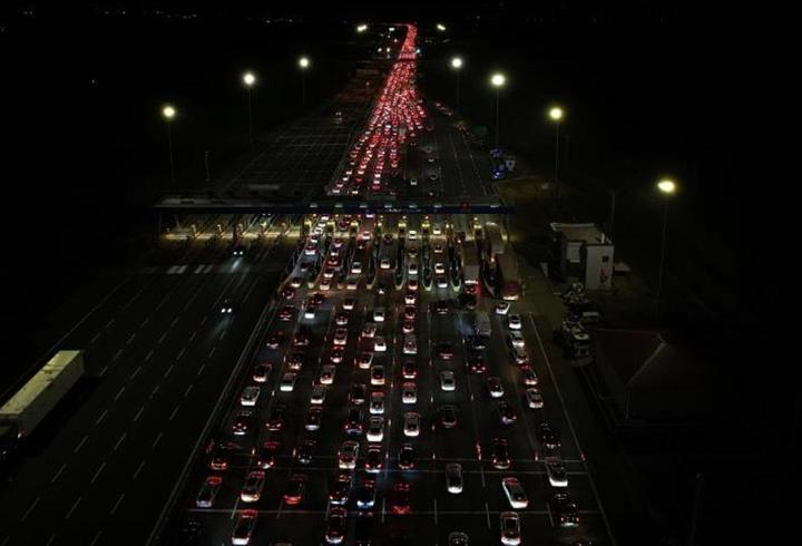 Bayram göçü başladı! Trafik durma noktasına geldi