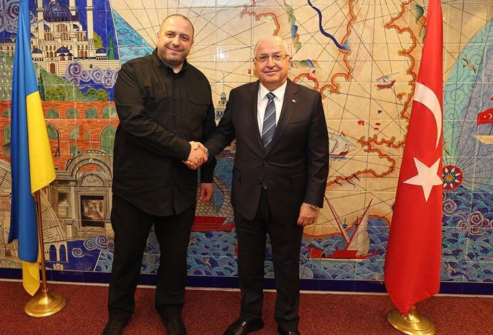 Barış diplomasisi: Bakan Güler, Ukraynalı mevkidaşı ile görüştü