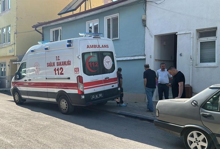 Kütahya'da, eski belde belediye başkanı evinde ölü bulundu