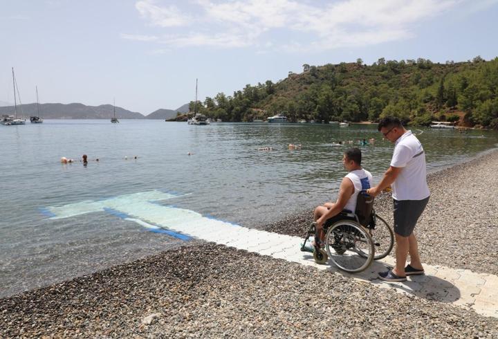Muğla'da 13 plaj engelli erişimine uygun hale getirildi