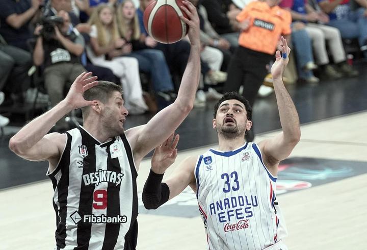 Beşiktaş, Anadolu Efes serisinde eşitliği sağladı