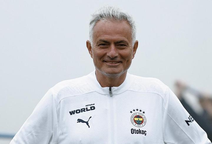Fenerbahçe'nin yeni sezon programı belli oldu! İşte hazırlık maçları takvimi...