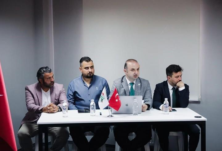 Bursaspor yönetimi ibra edildi