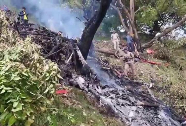 Hindistan'da helikopter kazası: 7 ölü