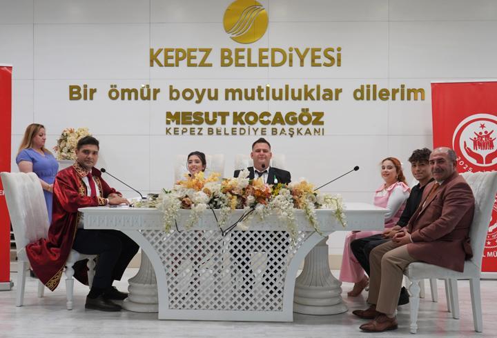 Evlenecek Gençleri Destekleme Projesi'nde nikahlar kıyıldı