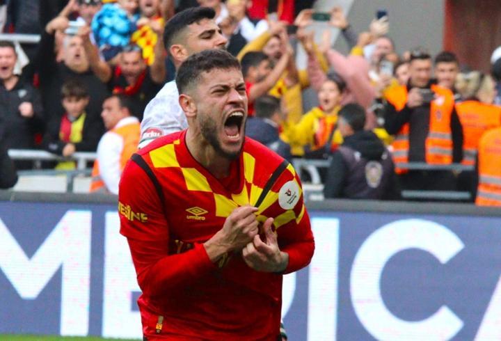 Göztepeli Romulo, Premier Lig'e adım adım...