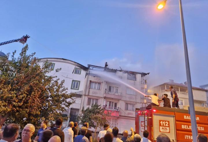 Adıyaman'da yangın çıkan evde hasar oluştu
