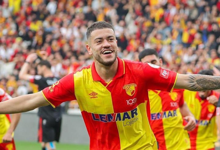 Göztepe, Romulo'ya gelen rekor teklifi reddetti