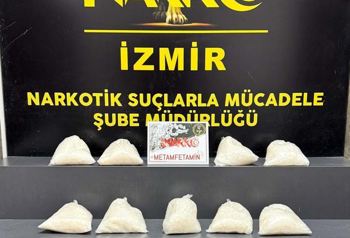 Otomobilde 10 kilo 40 gram metamfetamin ele geçirildi