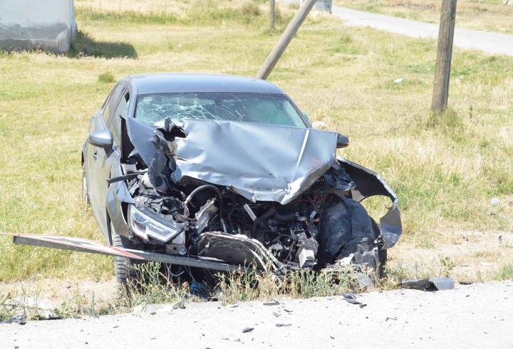 Aksaray’da traktör ve otomobil kavşakta çarpıştı: 4 Yaralı
