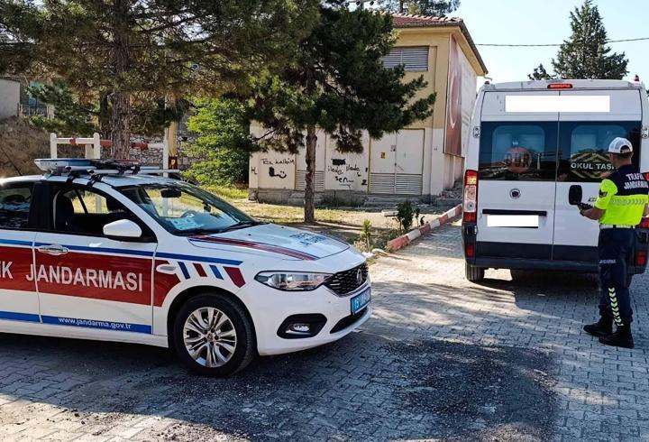 Jandarma trafik denetimini artırdı