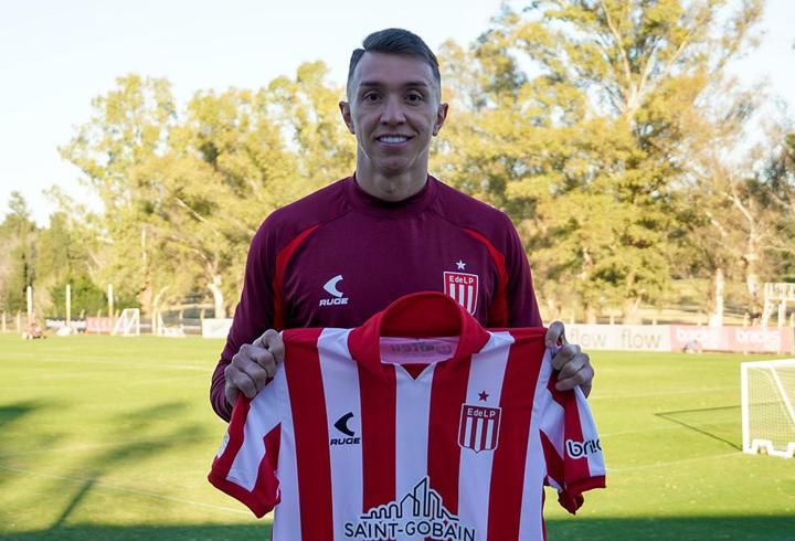 Fernando Muslera, Estudiantes'e imzayı attı