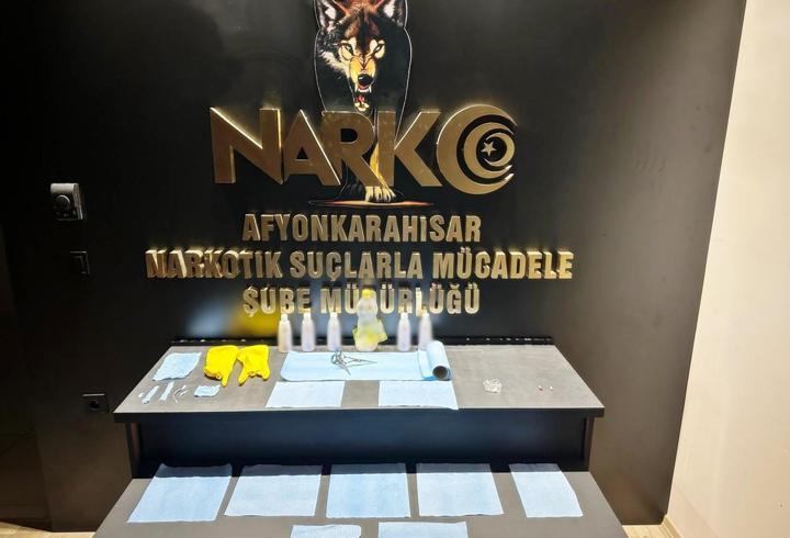 Afyonkarahisar'da uyuşturucu operasyonunda 2 şüpheli tutuklandı 
