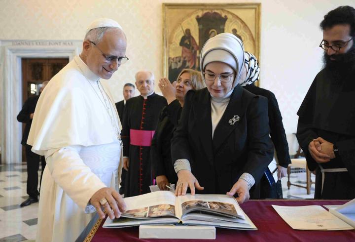 Emine Erdoğan Vatikan'da: Papa 14. Leo ile görüştü