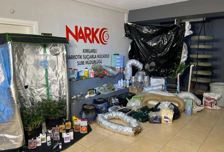  Kırklareli'de evlerinde uyuşturucu yetiştiren şüphelilere operasyon