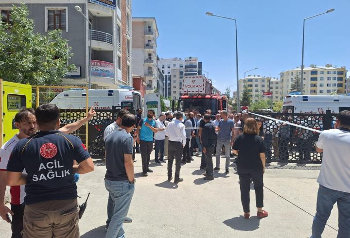 Belediye binasında yangın çıktı