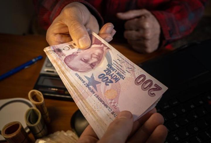 Kuruşu kuruşuna emekli zamları... En düşük emekli maaşı 16 bin 881 lira oldu