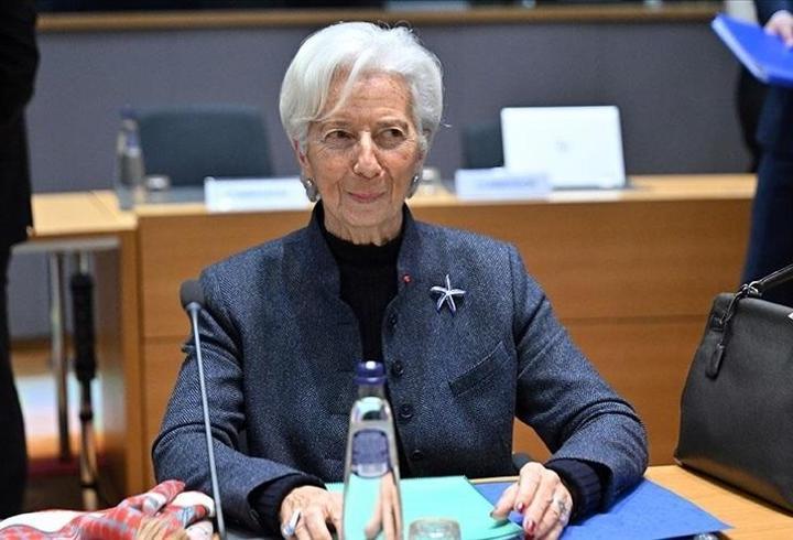 Lagarde: Enflasyon hedefine ulaşıldı, faizler uygun seviyede