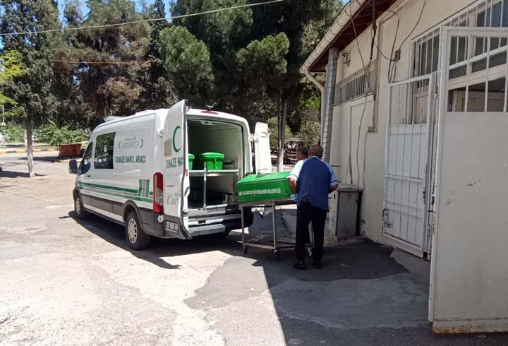 Pompalı tüfekle fotoğraf çektirmek isterken öldü