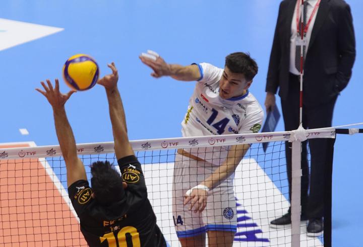 Arkas Spor'dan Gökçen'e veda