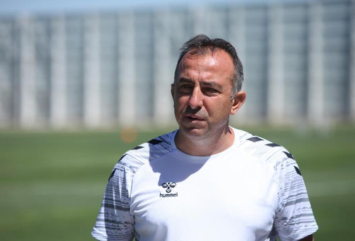 İlhan Palut'la yollarını ayıran Çaykur Rizespor, Recep Uçar'la prensip anlaşmasına vardı