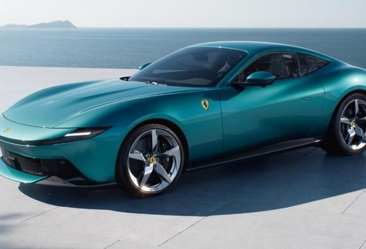 Ferrari yeni "Amalfi" modeliyle geliyor