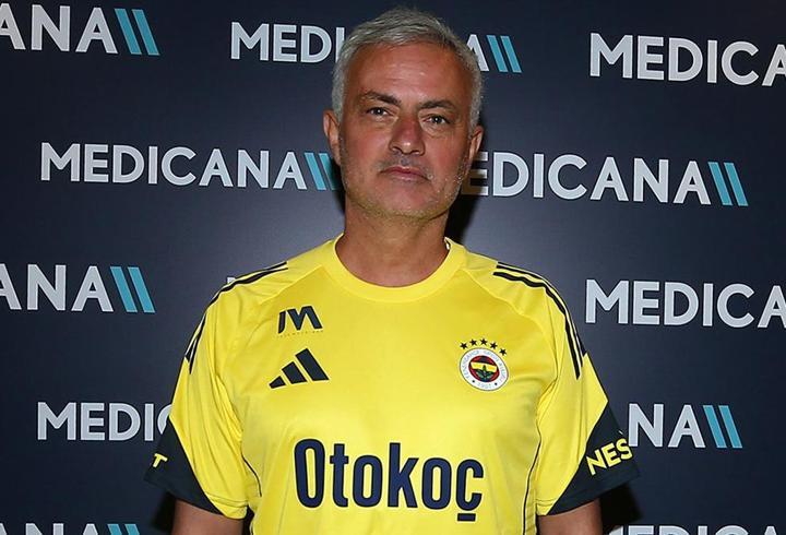 Fenerbahçe'de sağlık kontrolleri başladı