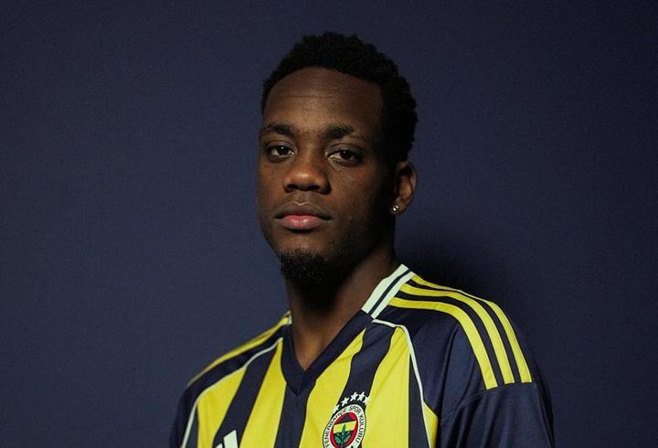 Jhon Duran, Fenerbahçe'de tarihe geçti