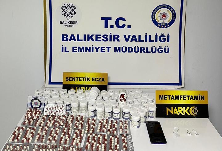 Balıkesir'de 3 bin 903 uyuşturucu hap ele geçirildi